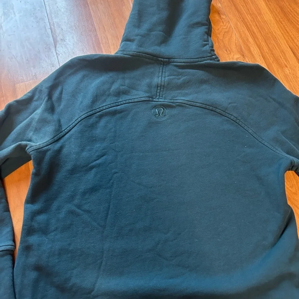 Lululemon Athletica Deep Blue Turtleneck Sweater